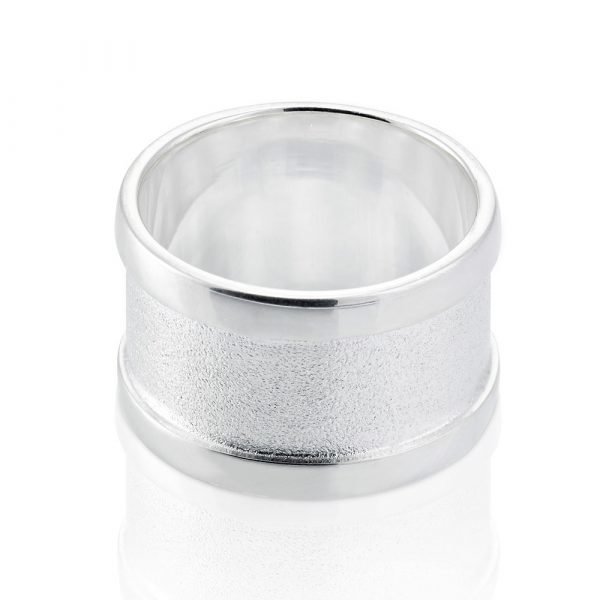 Carolina Gynning Simplicity Sormus Sterling Hopea 17 Mm