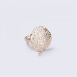 Gina Tricot Gold Look Large Circle Textured Ring Sormus