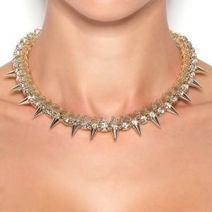 La Femme Confiante Haniyya Necklace Kullansävyinen