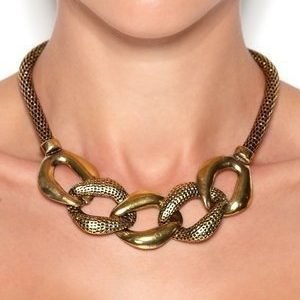 La Femme Confiante Trisha L Necklace Kullansävyinen